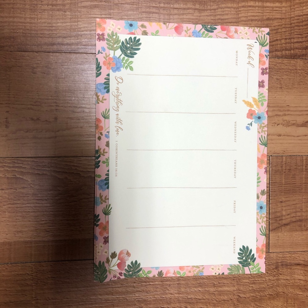 Desk weekly notepad
